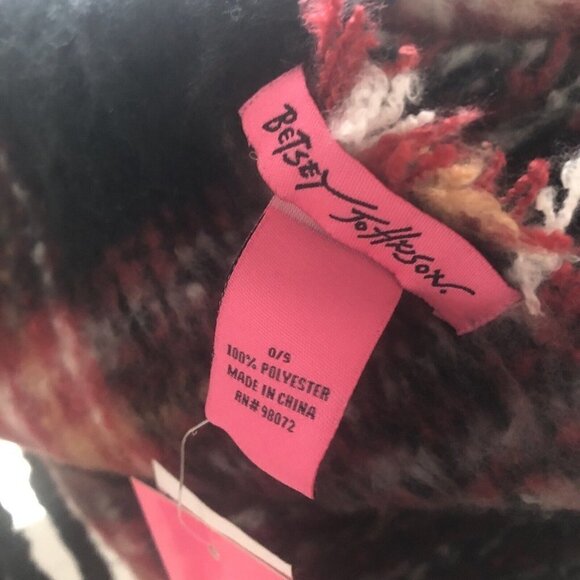 Betsey Johnson Women's Scarf Wrap Red And Black Plaid With Fringe - Picture 3 of 4